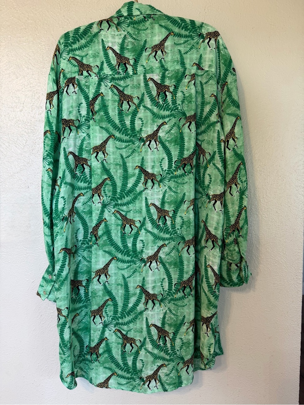 Jane + Delancey Giraffe Print Green Button Front Shirt Dress Swimsuit Cover-Up M - Picture 7 of 9